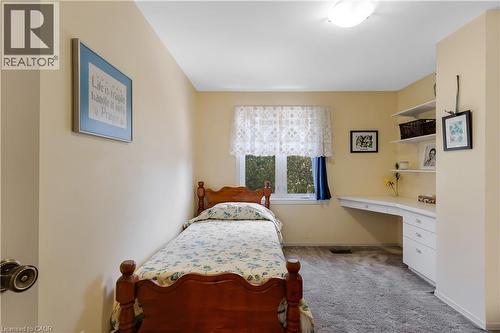 179 Royal Oak Road, Cambridge, ON - Indoor Photo Showing Bedroom
