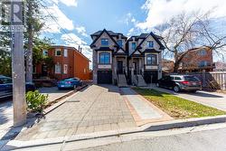 31 JOHN BEST AVENUE Toronto, ON M9N 1C4
