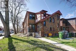 1 - 1084 AVENUE ROAD Toronto, ON M5N 2E2