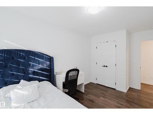17539 61 St Nw, Edmonton, AB - Indoor Photo Showing Bedroom
