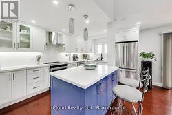 16175 JANE STREET King, ON L7B 0G3