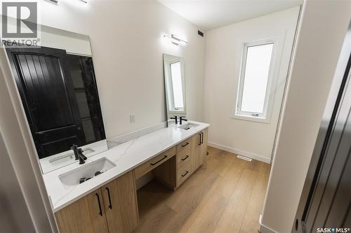 74 Emerald Ridge E, White City, SK - Indoor Photo Showing Bathroom