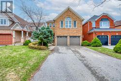 5690 WELLS PLACE  Mississauga, ON L5M 5T6