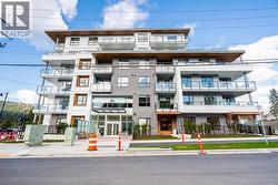 209 623 KEMSLEY AVENUE  Coquitlam, BC V3J 0L8