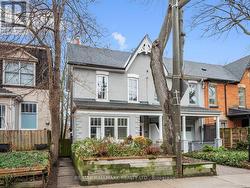 241 BAIN AVENUE Toronto, ON M4K 1G2