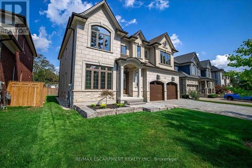 31 Bayside Court, Burlington, ON - Outdoor With Facade