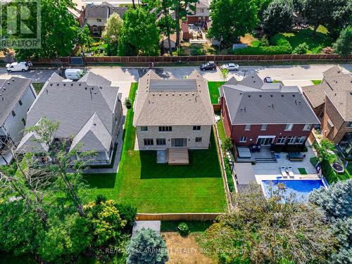 31 Bayside Court, Burlington, ON - Outdoor