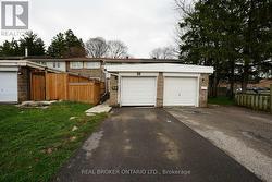 8 RALGREEN CRESCENT Kitchener, ON N2M 1T9