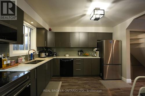 8 Ralgreen Crescent, Kitchener, ON - Indoor Photo Showing Kitchen With Double Sink