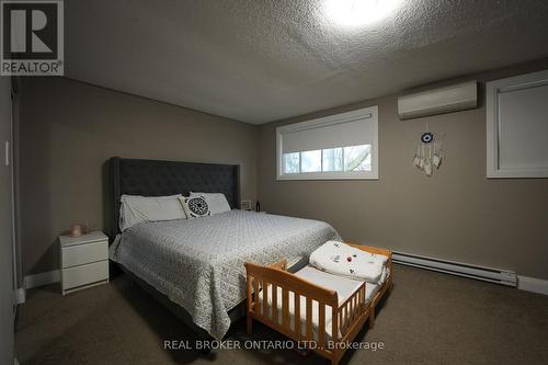 8 Ralgreen Crescent, Kitchener, ON - Indoor Photo Showing Bedroom