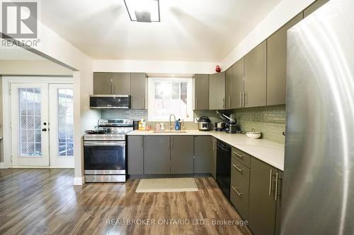 8 Ralgreen Crescent, Kitchener, ON - Indoor Photo Showing Bathroom