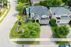 177 JOSHUA AVENUE  Hamilton, ON L9K 1R7