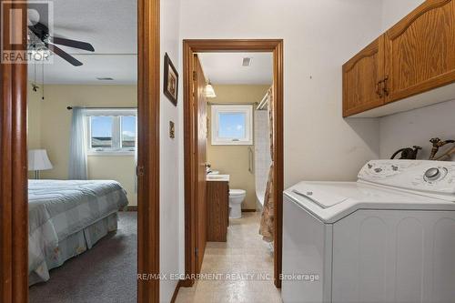 5 Mahony Avenue, Hamilton, ON - Indoor Photo Showing Laundry Room