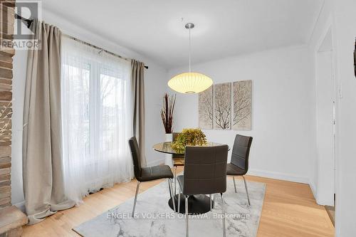 863 Duberry Street, Ottawa, ON - Indoor Photo Showing Dining Room