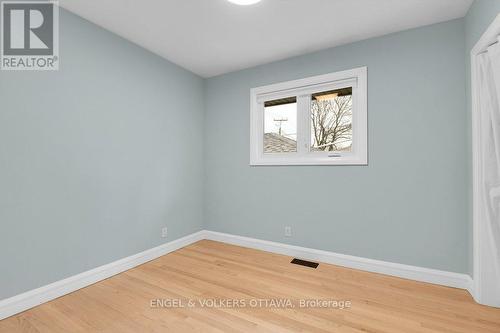 863 Duberry Street, Ottawa, ON - Indoor Photo Showing Other Room