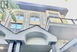 #9 - 300 RAILWAY ENGINE HOUSE WAY STREET Whitby, ON L1N 0P7