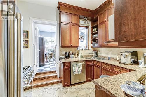 315 Aberdeen Street, Hamilton, ON - Indoor Photo Showing Kitchen