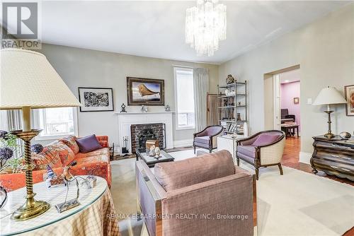 315 Aberdeen Street, Hamilton, ON - Indoor Photo Showing Living Room With Fireplace