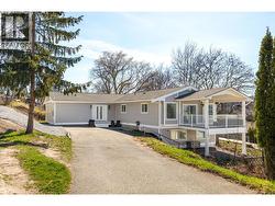 10942 Russell Road  Lake Country, BC V4V 1W9