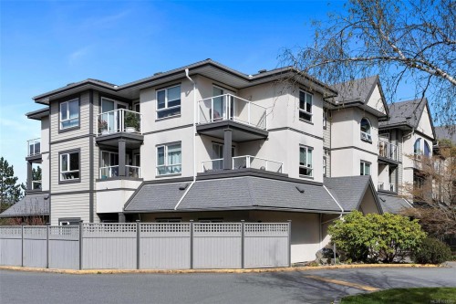 304-2227 James White Blvd  Sidney, BC V8L 1Z5