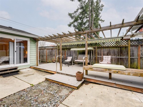 2087 James White Blvd, Sidney, BC - Outdoor With Exterior