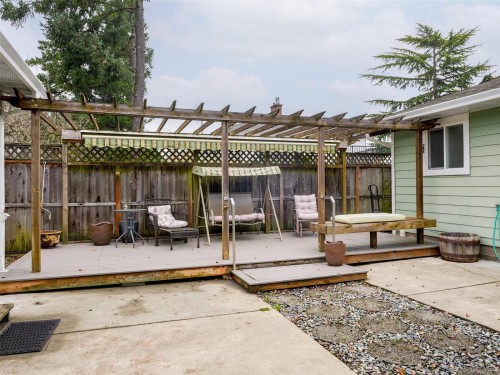 2087 James White Blvd, Sidney, BC - Outdoor With Exterior