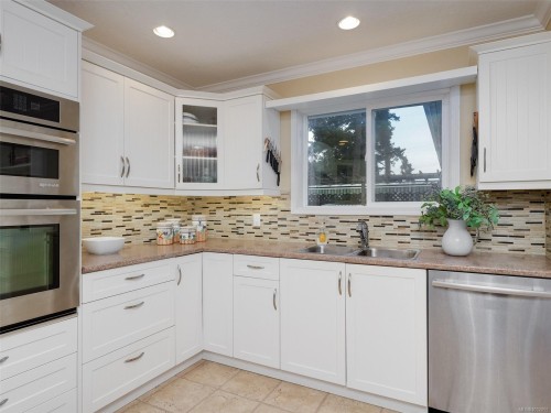 2087 James White Blvd, Sidney, BC - Indoor Photo Showing Kitchen With Double Sink