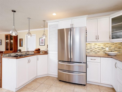 2087 James White Blvd, Sidney, BC - Indoor Photo Showing Kitchen With Double Sink
