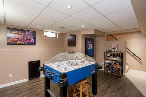 42 Cullen Dr, Winnipeg, MB 