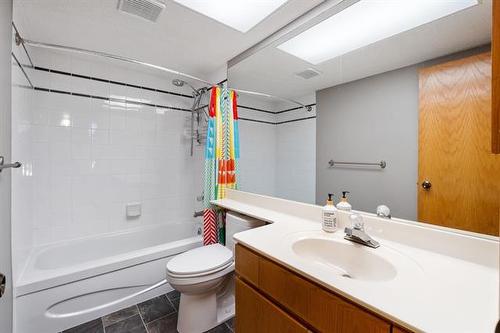 56 Keelegate Pl, Winnipeg, MB 