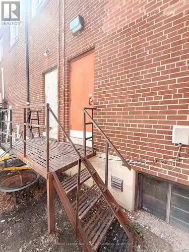 329 Lakeshore Road E, Mississauga, ON 