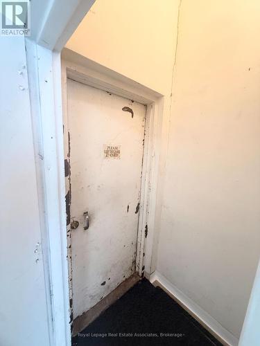 329 Lakeshore Road E, Mississauga, ON 