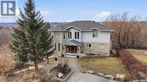 10 Meadow Bay, Lumsden, SK - Outdoor