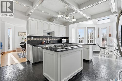 10 Meadow Bay, Lumsden, SK - Indoor Photo Showing Kitchen