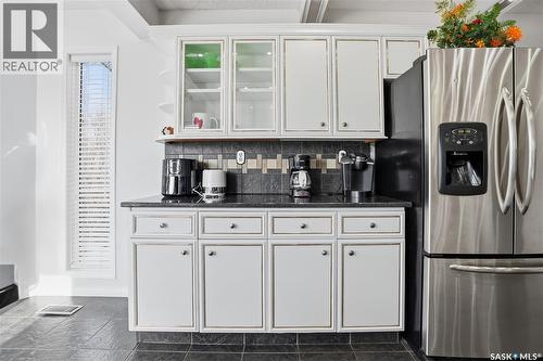 10 Meadow Bay, Lumsden, SK - Indoor Photo Showing Kitchen