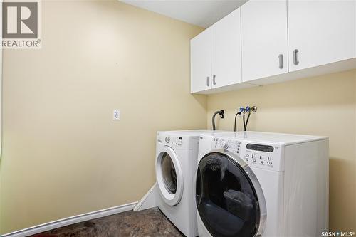 10 Meadow Bay, Lumsden, SK - Indoor Photo Showing Laundry Room