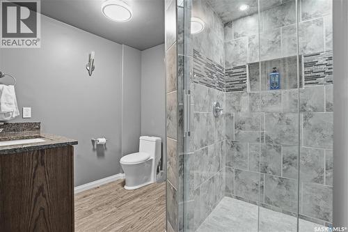 10 Meadow Bay, Lumsden, SK - Indoor Photo Showing Bathroom