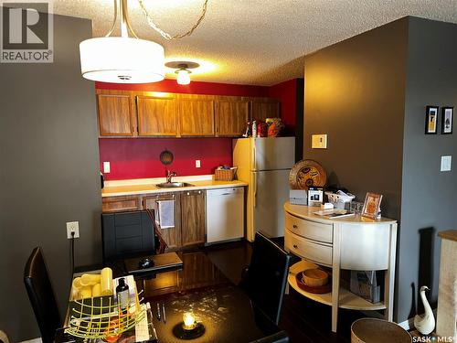 302 1808 Eaglesham Avenue, Weyburn, SK - Indoor