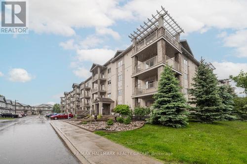 309 - 141 POTTS PRIVATE  Ottawa, ON K4A 0N7