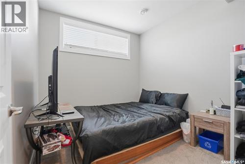 527 Maple Crescent, Warman, SK - Indoor Photo Showing Bedroom