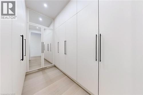 977 Gorton Avenue, Burlington, ON - Indoor Photo Showing Other Room