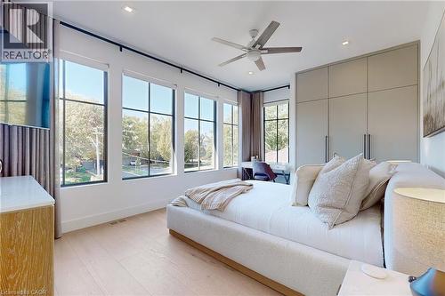 977 Gorton Avenue, Burlington, ON - Indoor Photo Showing Bedroom