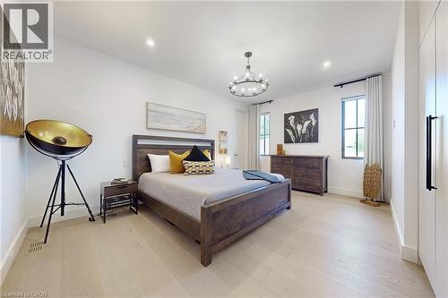 977 Gorton Avenue, Burlington, ON - Indoor Photo Showing Bedroom