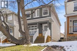 131 25 Avenue NE  Calgary, AB T2E 1X9