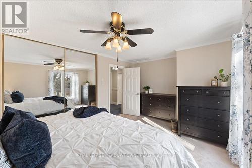 2945 Nipiwin Drive, Mississauga, ON - Indoor Photo Showing Bedroom