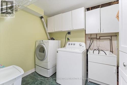 2945 Nipiwin Drive, Mississauga, ON - Indoor Photo Showing Laundry Room
