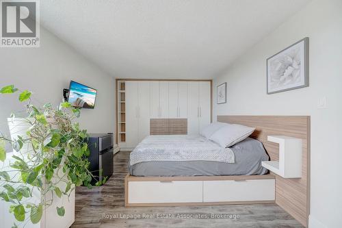 1406 - 335 Mill Road, Toronto, ON - Indoor Photo Showing Bedroom
