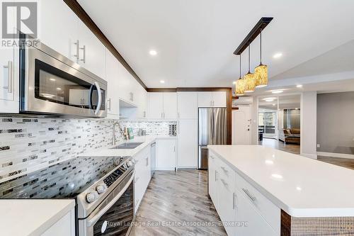 1406 - 335 Mill Road, Toronto, ON - Indoor Photo Showing Kitchen With Stainless Steel Kitchen With Upgraded Kitchen