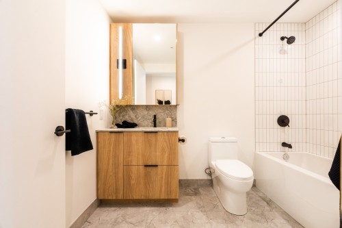 Bathroom - 318-1114 Rue St-Antoine O., Montréal (Ville-Marie), QC - Indoor Photo Showing Bathroom