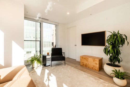 Living Room - 318-1114 Rue St-Antoine O., Montréal (Ville-Marie), QC - Indoor Photo Showing Other Room